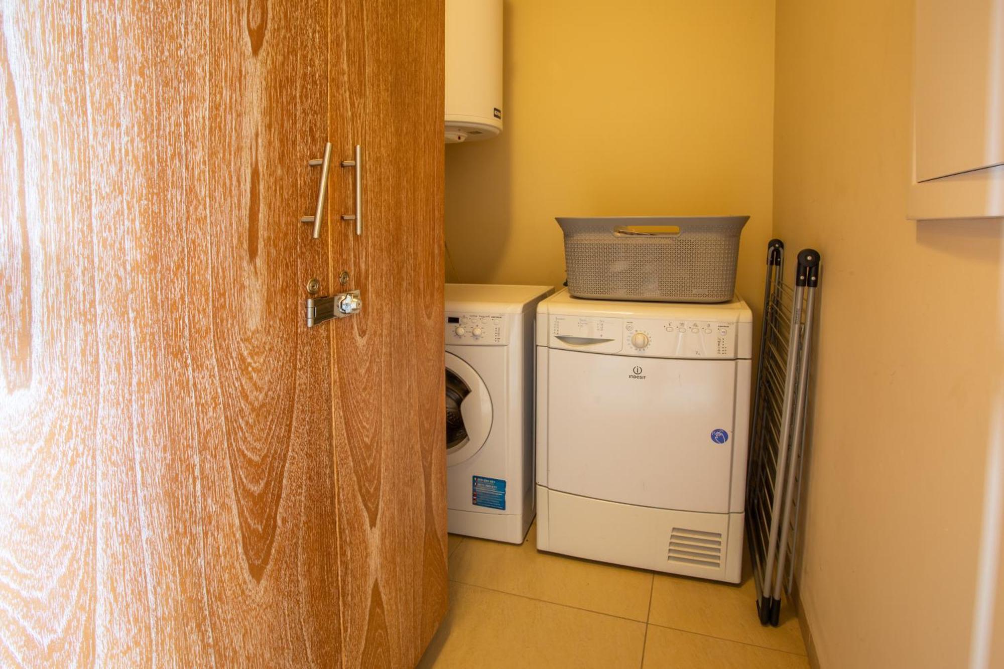 ウィレムスタッドラ マヤ ビーチ キュラソーアパートメント 部屋 写真